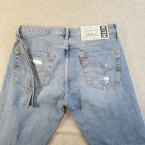 Kith Levis 501 Jeans Mens 33x32 Light Wash Distressed Ripped Button Fly Big E XX